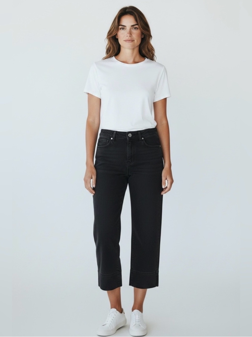 Christopher Blue Stretch Cropped Jeans // Black // 10